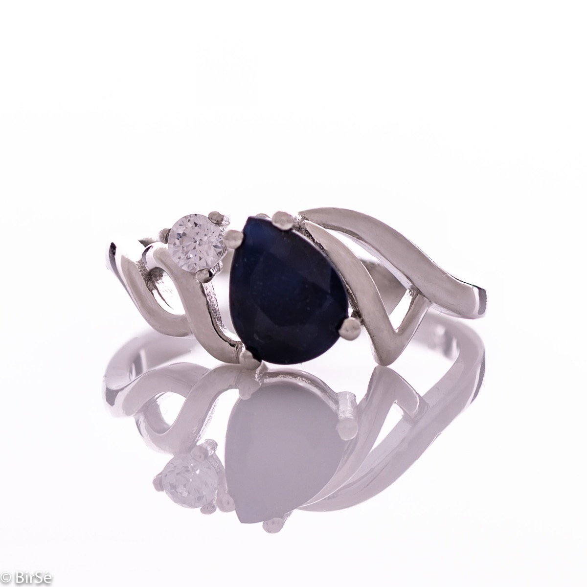 Spectacular Silver Ring with Natural Sapphire and Zircon