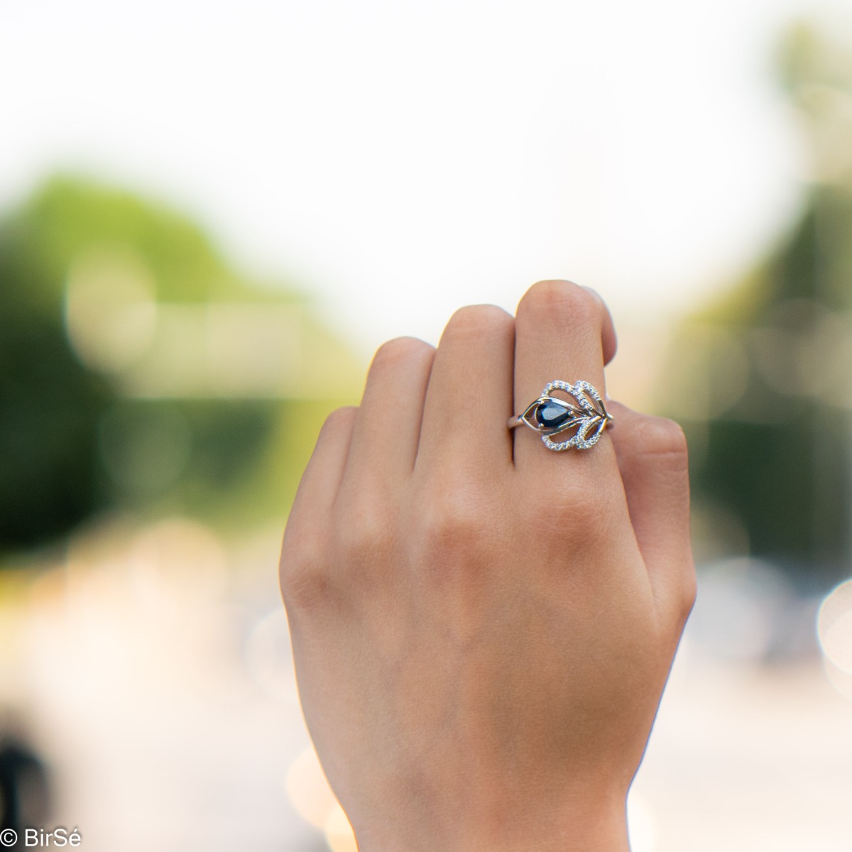 Silver ring - Natural sapphire 0,75 ct