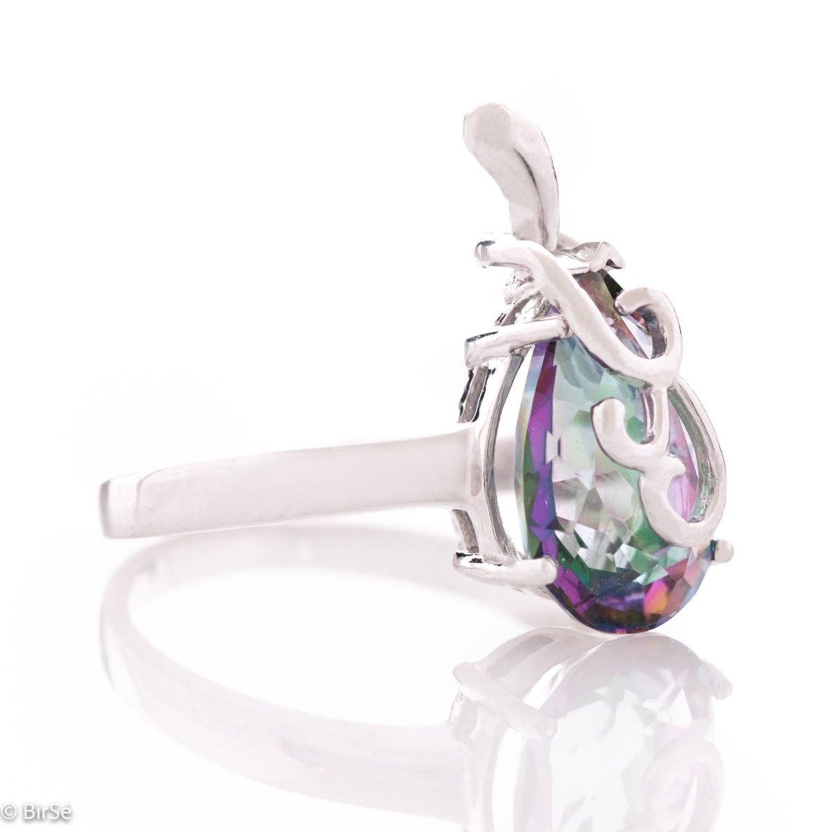 Silver ring with Natural Mystic Topaz 8,50 ct