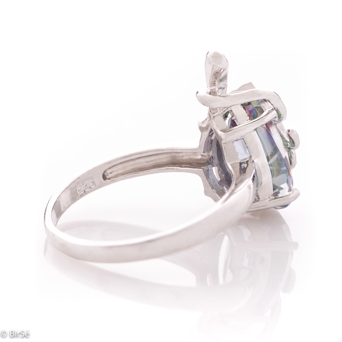 Silver ring with Natural Mystic Topaz 8,50 ct