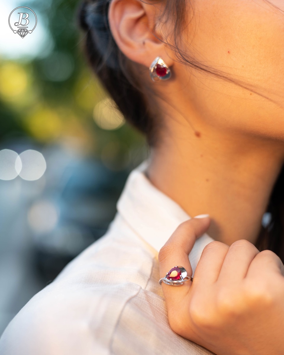 Silver ring - Natural ruby 1,00 ct.