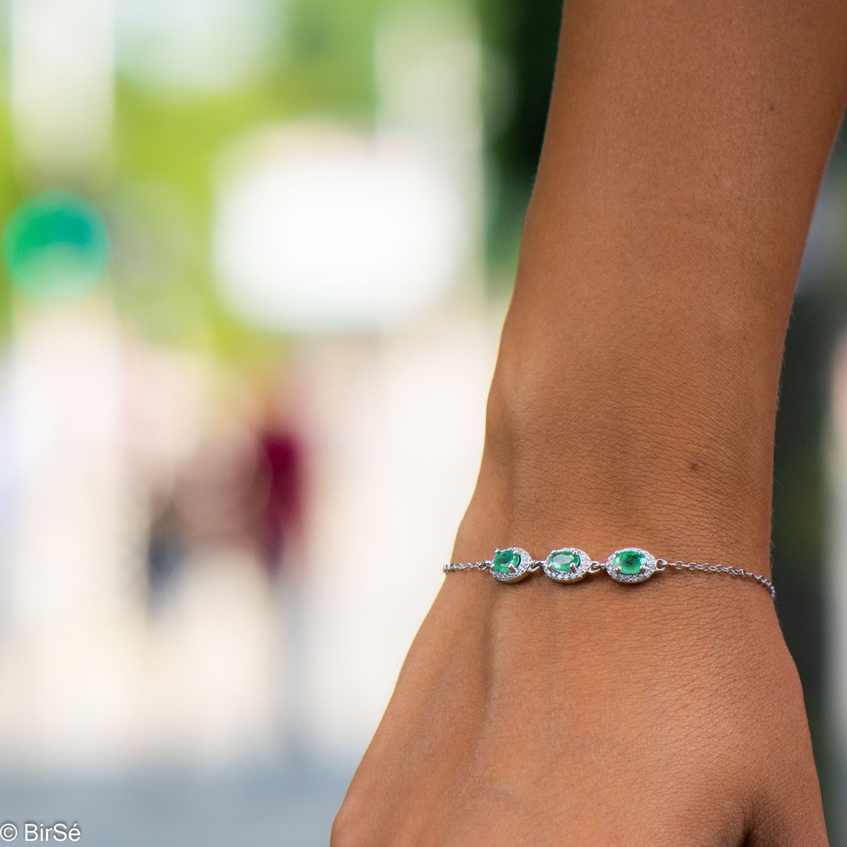 Silver Bracelet with Natural Emerald