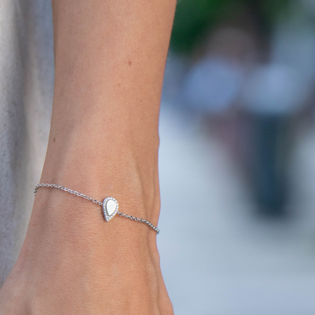 Silver Bracelet with Mother of Pearl