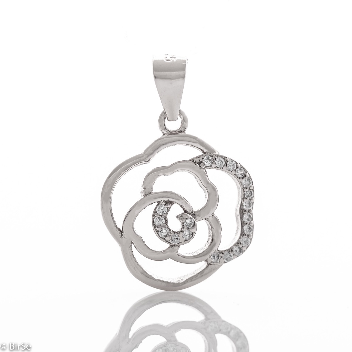 Silver Pendant with Rose Shape