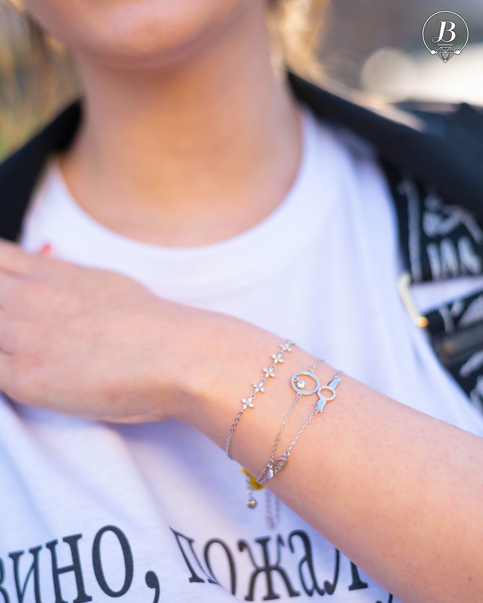 Silver Bracelet with Flowers
