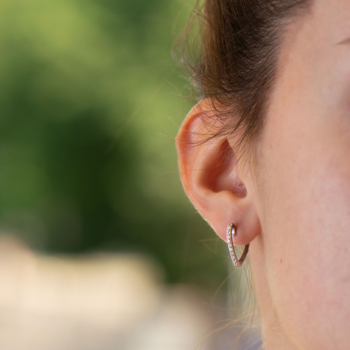 Extremely elegant women's heart-shaped earrings made entirely of rhodium-plated silver and sparkling zircons. The clasp is an English type - secure and comfortable for ladies.