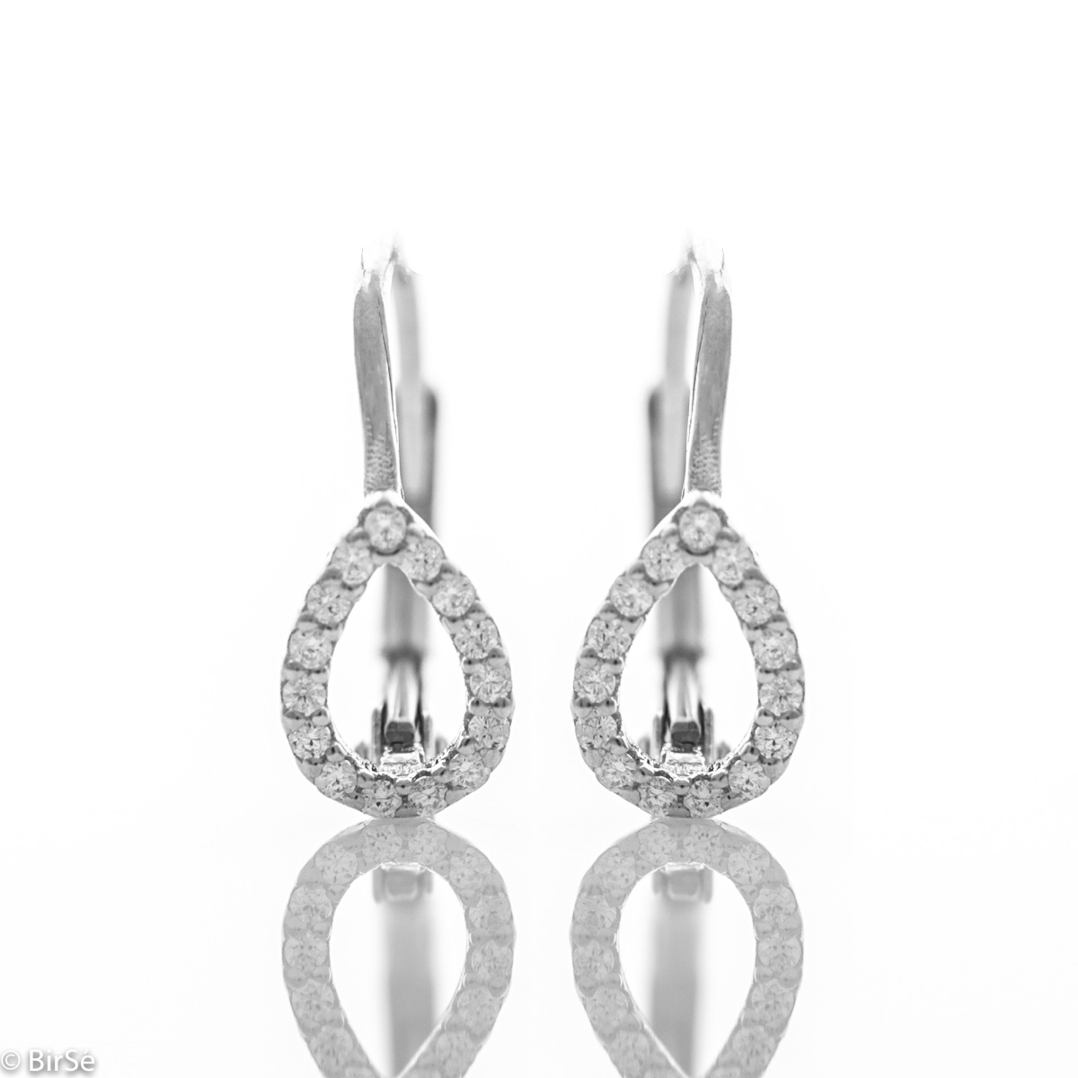 Pear Shaped Silver Earrings with Leverback Clasp