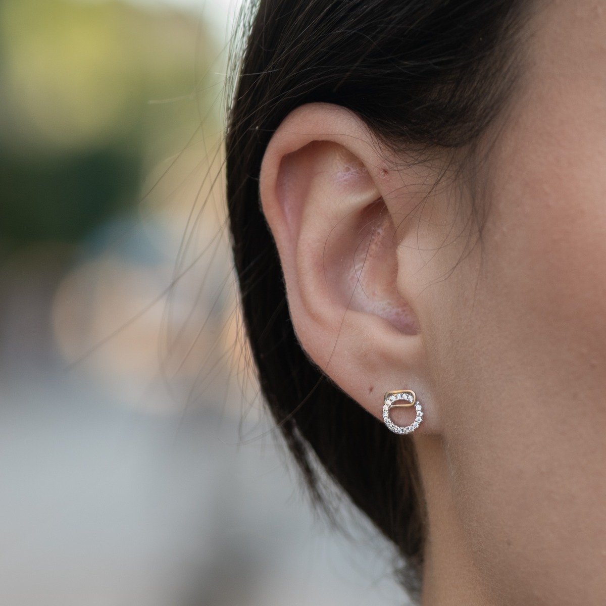 Silver earrings - Circle with zircons