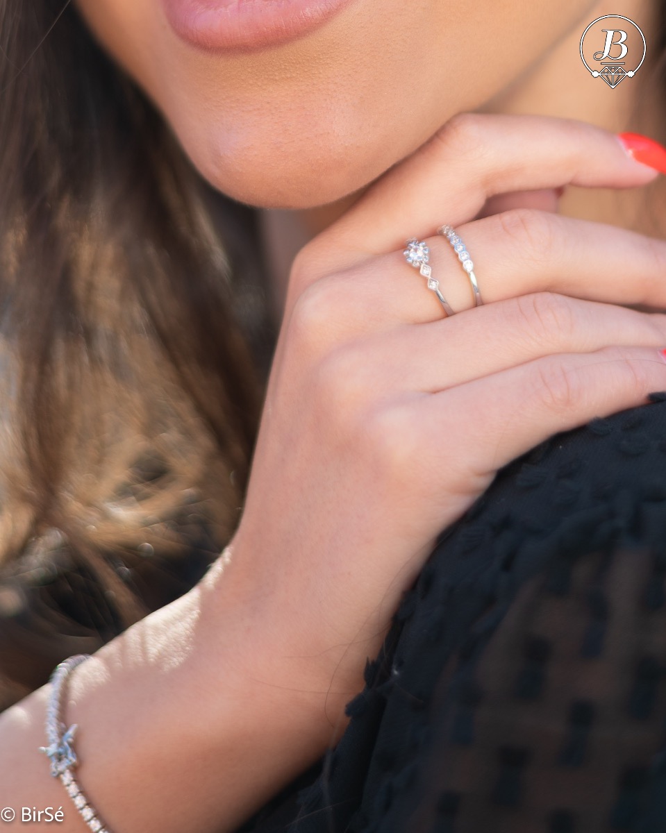 Silver Ring - Red zircons