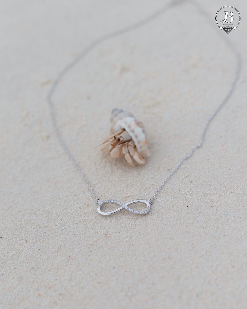 Silver necklace - Infinity