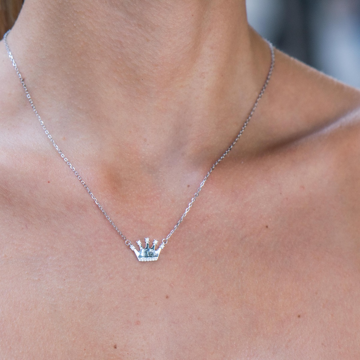 Silver necklace - Crown