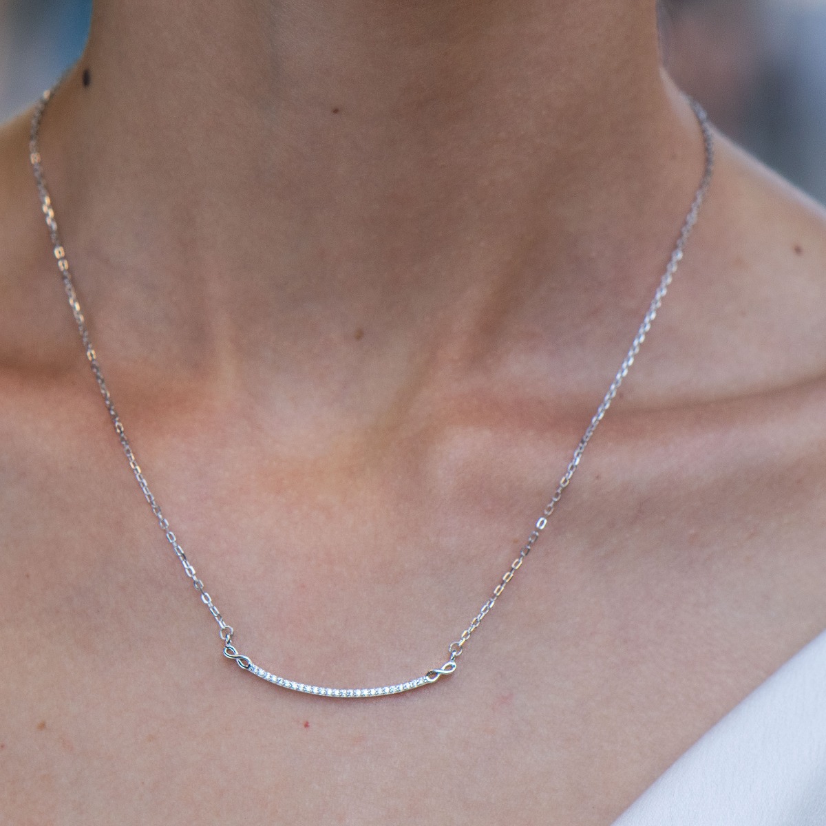 Silver necklace - Red zircons 