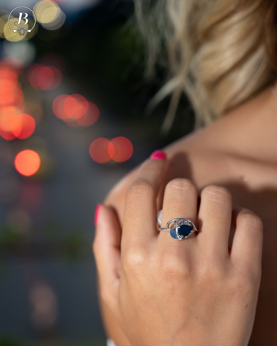 Silver ring - Natural sapphire 1,00 ct. 