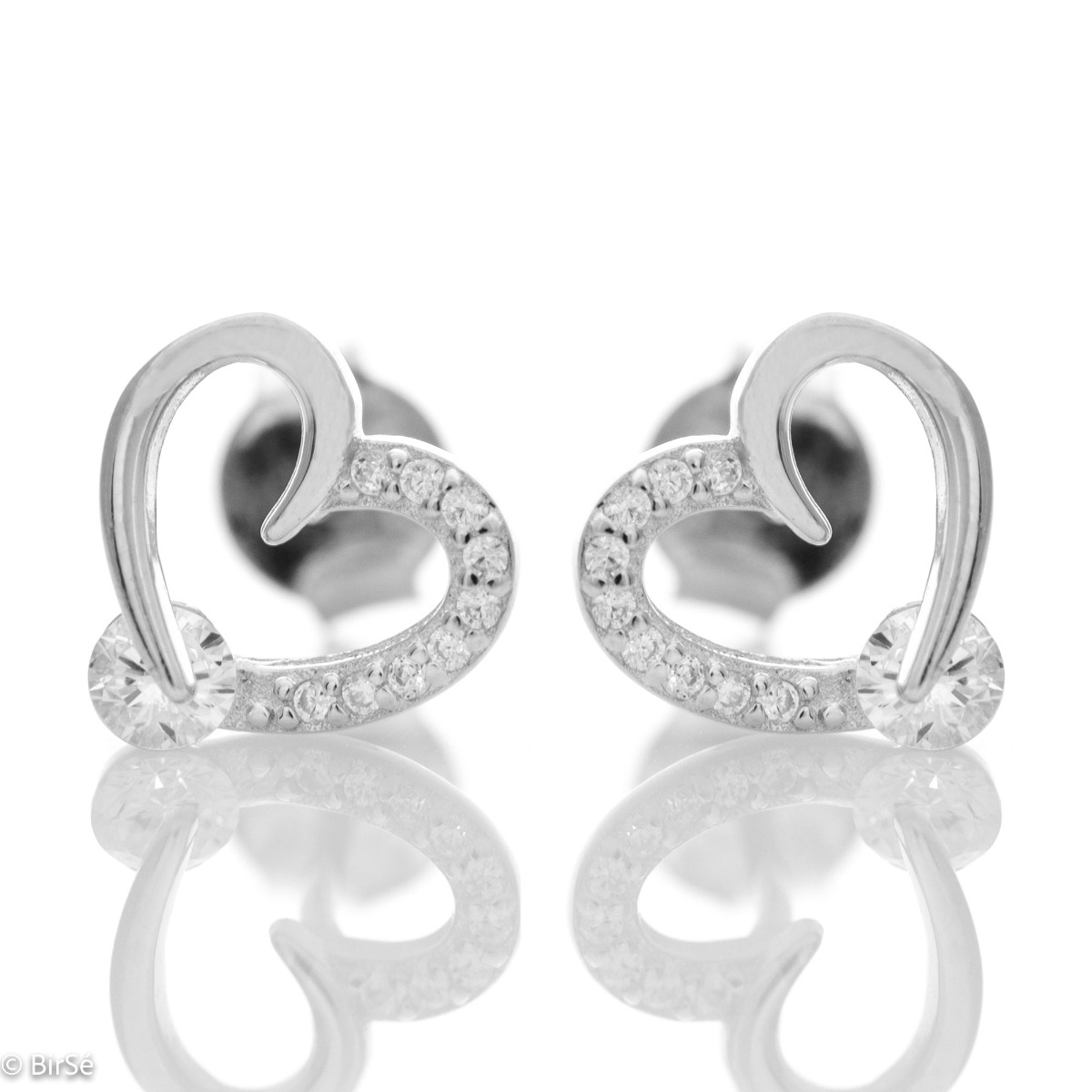 Elegant ladies' heart earrings, with gentle curves and made entirely of beautiful rhodium-plated silver. The added fine zircons make the jewelry even more charming.