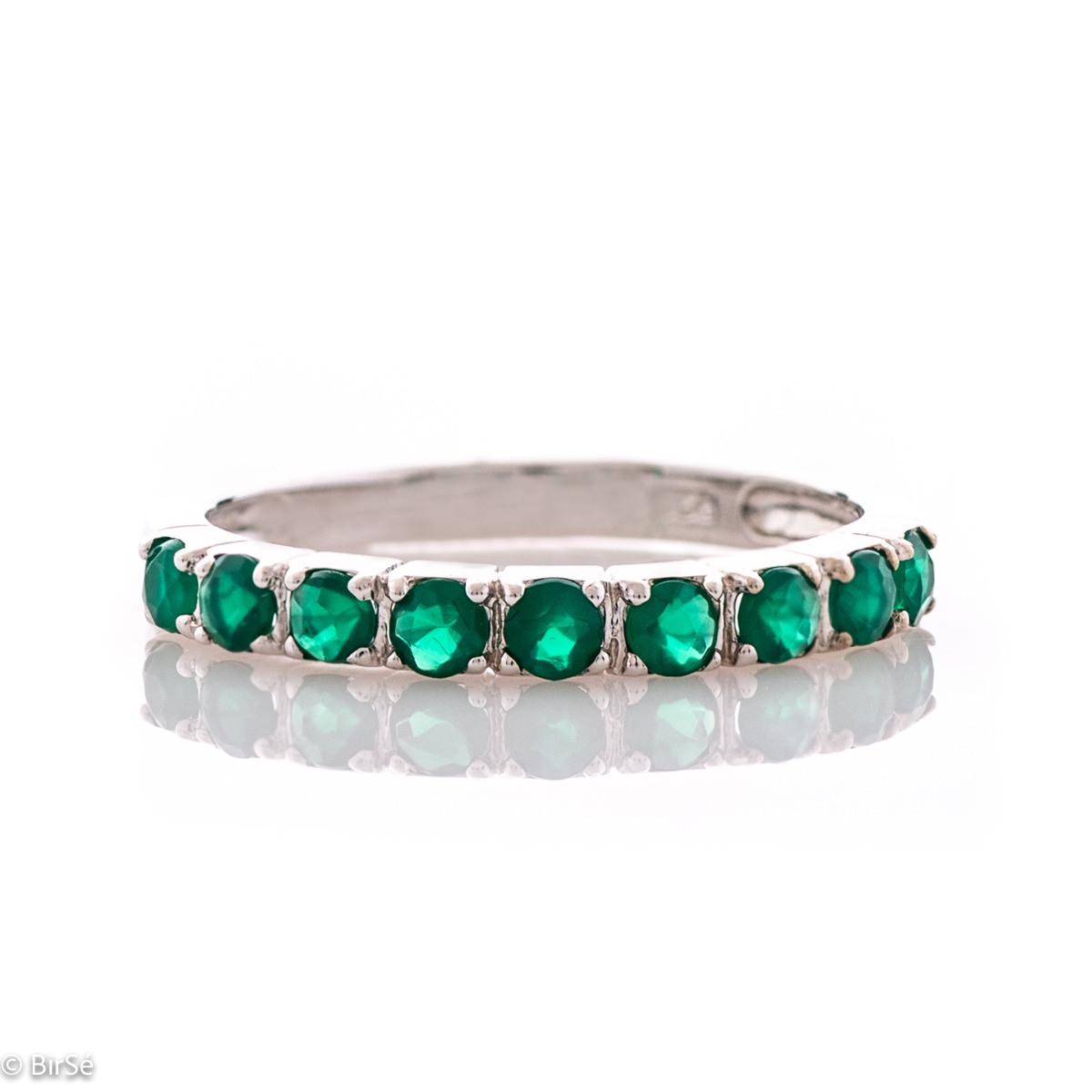 Enchanting silver ring with a row of natural green agate stones and delicately crafted entirely from glittering rhodium silver...As if inviting you to make it part of your jewelry.