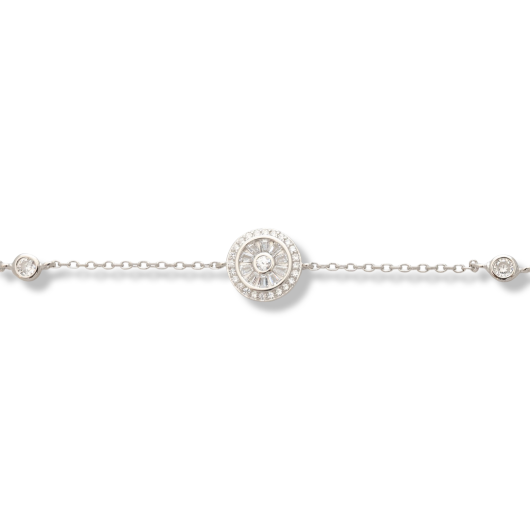 A charming women's bracelet in delicate silver with exquisite craftsmanship, with a charming element of sparkling zircons. The bracelet has an extension, for more convenience when adjusting the length. A new offer from BirSe for your special moments.