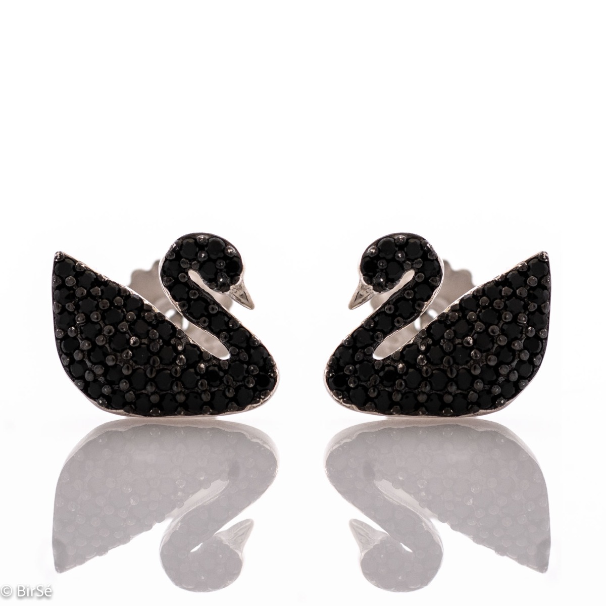 Delicate and glamorous women's stud earrings with an exquisite swan shape, complemented by fine black zircons and made entirely of rhodium-plated silver. Suitable for small and large ladies.