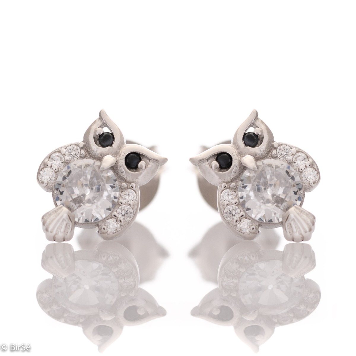 Charming women's earrings made entirely of fine rhodium-plated sterling silver in the shape of a bat. A variety of cubic zirconias are beautifully attached to the main element which adds extra charm to the piece of jewellery.