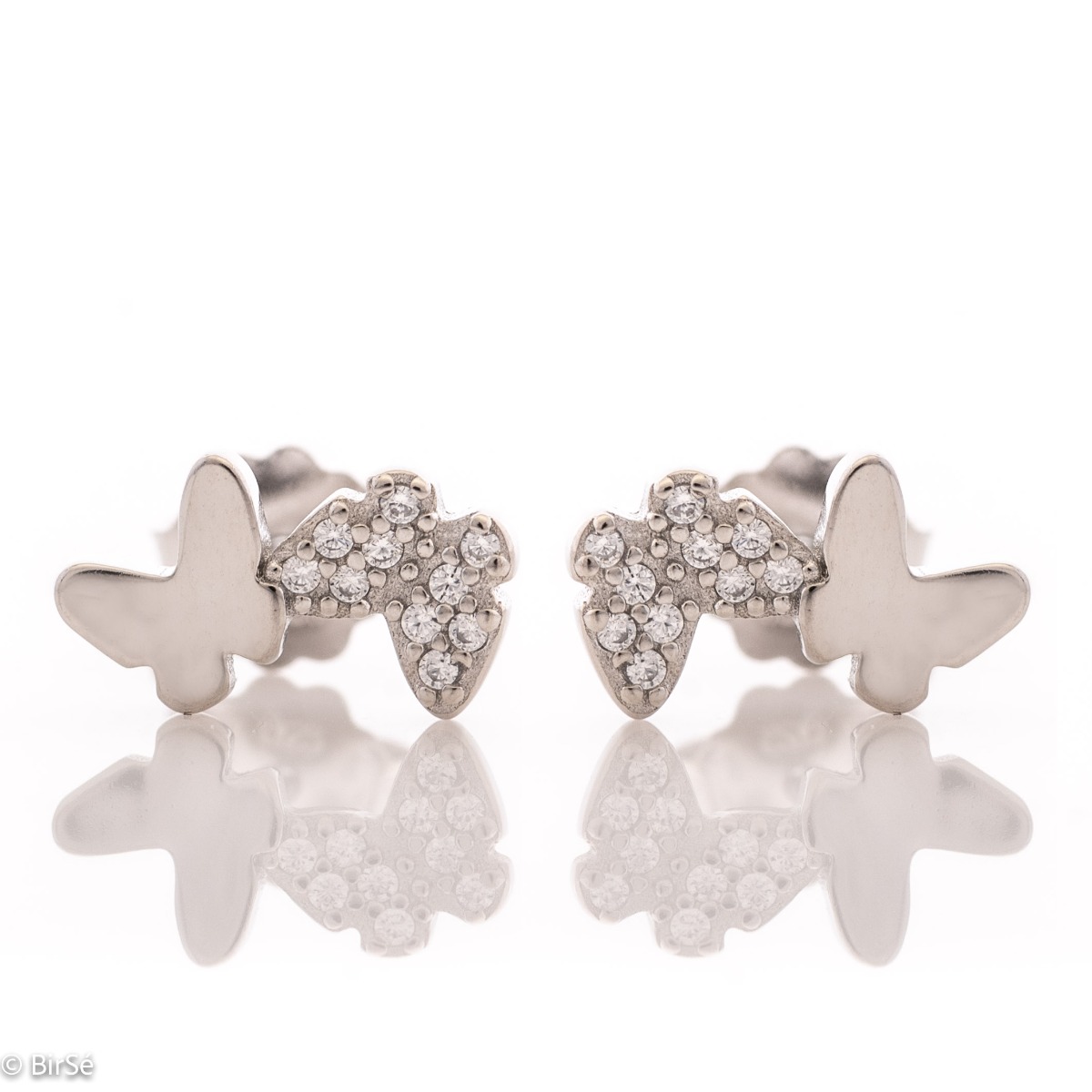 Captivating women's earrings made of rhodium-plated fine silver. An exquisite jewel with two butterflies, which are decorated with delicate zircons, with a stylish design and a comfortable pin fastening. A wonderful gift for your beloved woman.