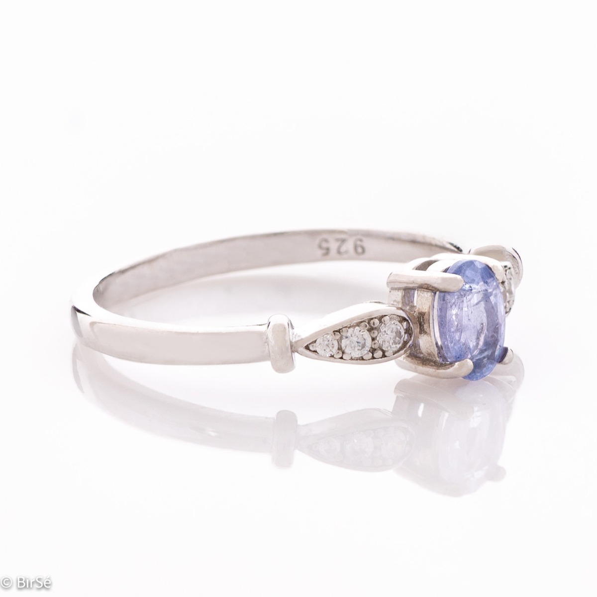 Silver ring - Natural Tanzanite 0,48 ct.